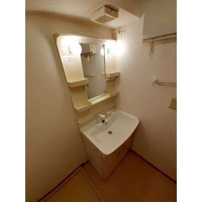 コメコメ・ハウス 105【管理NO：1-013379801-01040】 ★家具家電は申し込み後に搬入しますの物件画像