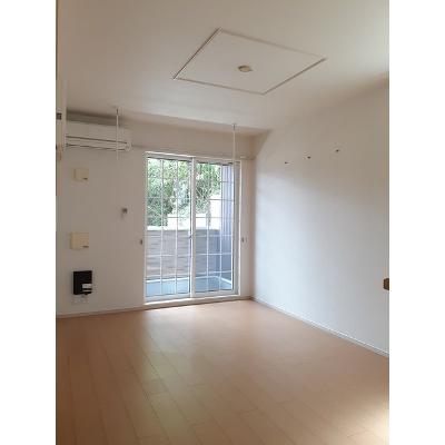 アニメート　塩津Ⅱ 101【管理NO：1-019111102-01010】 ★家具家電は申し込み後に搬入します 2026年07月下旬入居可能の物件画像