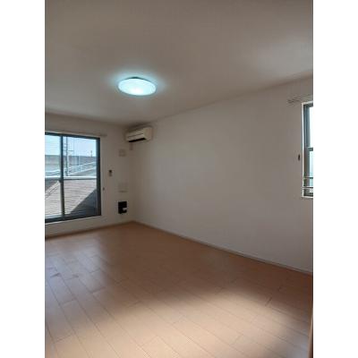 サングリア 205【管理NO：1-017396401-02040】 ★家具家電は申し込み後に搬入しますの物件画像