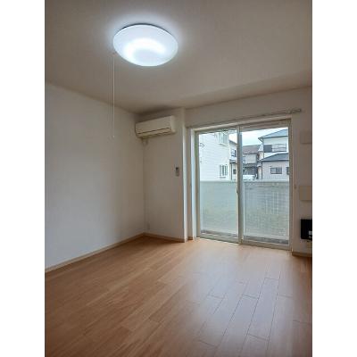 ヴィラ・デ・ミュゲ 102【管理NO：1-016679401-01020】 ★家具家電は申し込み後に搬入します 2026年08月上旬入居可能の物件画像