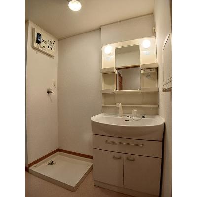 カーサ・モデルノ 201【管理NO：1-014663501-02010】 2026年07月上旬入居可能の物件画像