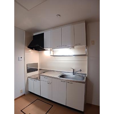 カーサ・モデルノ 103【管理NO：1-014663501-01030】 ★家具家電は申し込み後に搬入します★の物件画像