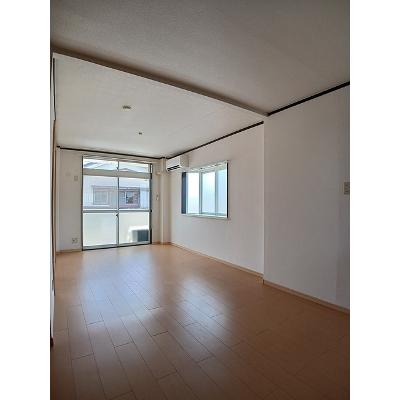 エルディムティンクル 207【管理NO：1-003672601-02060】 ★家具家電は申し込み後に搬入しますの物件画像