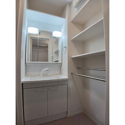 ベル　クロッシュ 105【管理NO：1-027740501-01040】 ★家具家電は申し込み後に搬入しますの物件画像