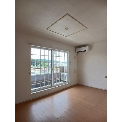 プリムローズ 202【管理NO：1-017821401-02020】 ★家具家電は申し込み後に搬入しますの物件画像