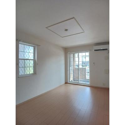 ジェルメ 102【管理NO：1-016906901-01020】 ★家具家電は申し込み後に搬入しますの物件画像
