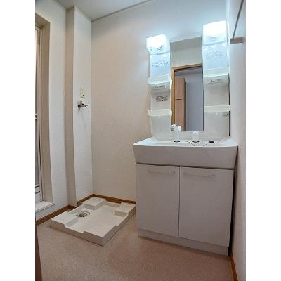 カーサ・エテルノ 101【管理NO：1-015315401-01010】 ★家具家電は申し込み後に搬入します★の物件画像