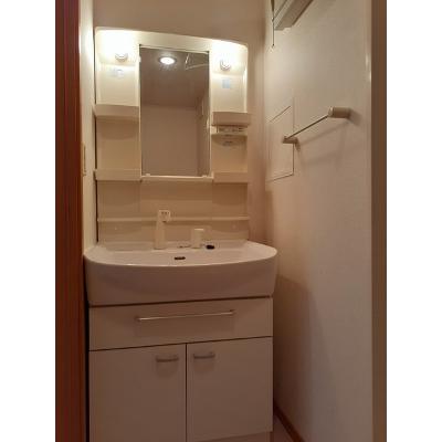 カーサストラーダ 201【管理NO：1-014874801-02010】 ★家具家電は申し込み後に搬入します 2026年09月中旬入居可能の物件画像