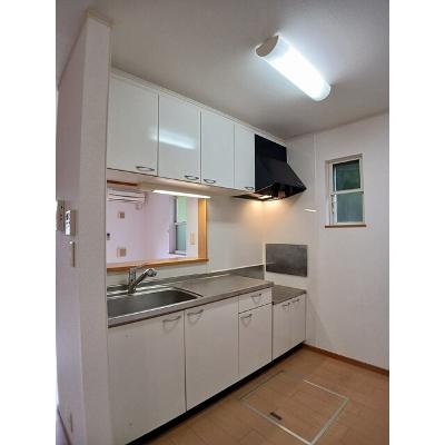 クラールベルグ 101【管理NO：1-014580501-01010】 ★家具家電は申し込み後に搬入します★の物件画像