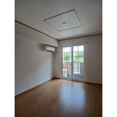 レスト・ＢＭ　Ⅲ 102【管理NO：1-013174001-01020】 ★家具家電は申し込み後に搬入します★の物件画像