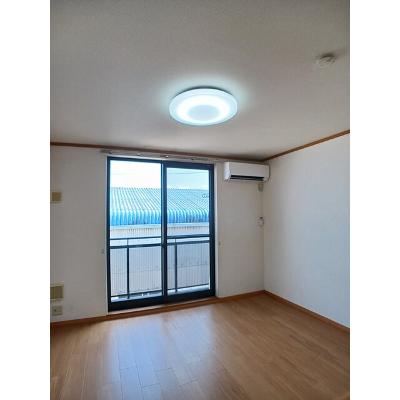 みかんとりんご 201【管理NO：1-012435501-02010】 ★家具家電は申し込み後に搬入しますの物件画像
