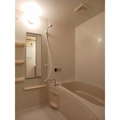 エバーグリーン 101【管理NO：1-012334001-01010】 ★家具家電は申し込み後に搬入しますの物件画像