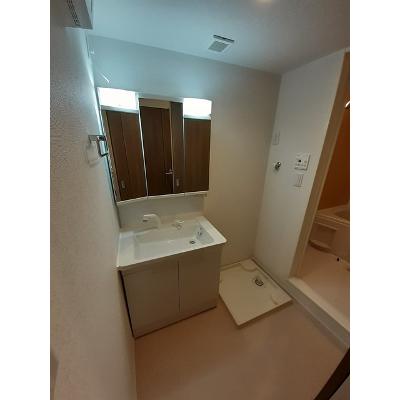 グランシュテル 108【管理NO：1-027455901-01070】 ★家具家電は申し込み後に搬入します 2026年09月上旬入居可能の物件画像