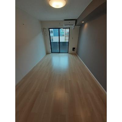 グランシュテル 106【管理NO：1-027455901-01050】 ★家具家電は申し込み後に搬入しますの物件画像