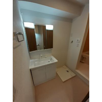 グランシュテル 106【管理NO：1-027455901-01050】 ★家具家電は申し込み後に搬入しますの物件画像