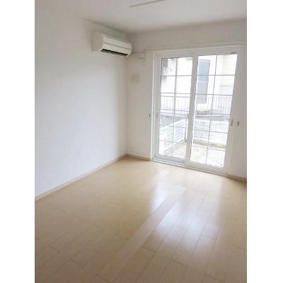 イリス　Ｄ 102【管理NO：1-016453904-01020】 ★家具家電は申し込み後に搬入します 2026年08月中旬入居可能の物件画像