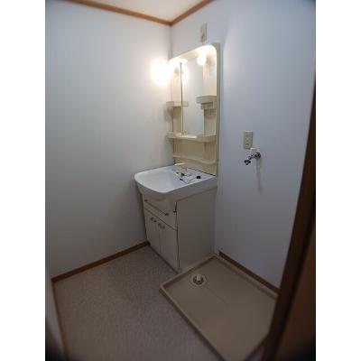 ヴィラ南屋敷 102【管理NO：1-013196901-01020】 ★家具家電は申し込み後に搬入します 2026年07月中旬入居可能の物件画像