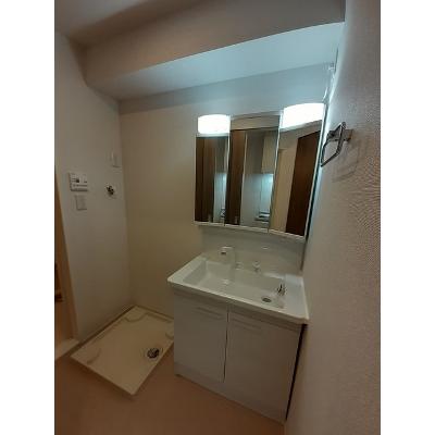 グランシュテル 201【管理NO：1-027455901-02010】 ★家具家電は申し込み後に搬入しますの物件画像