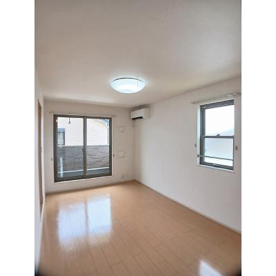 プラシード 202【管理NO：1-017843701-02020】 ★家具家電は申し込み後に搬入しますの物件画像