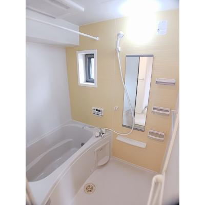 プラシード 202【管理NO：1-017843701-02020】 ★家具家電は申し込み後に搬入しますの物件画像