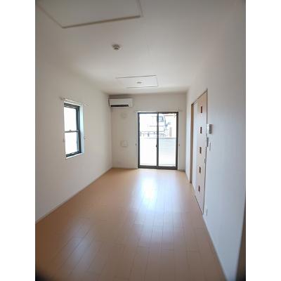キャトルセゾン 105【管理NO：1-017146801-01040】 ★家具家電は申し込み後に搬入しますの物件画像