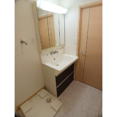 ローズパティオ 307【管理NO：1-016656601-03060】 ★家具家電は申し込み後に搬入しますの物件画像