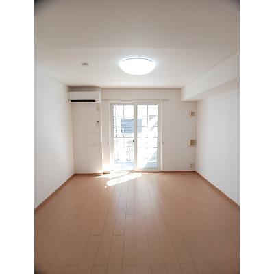 エスパース　彩華Ａ 102【管理NO：1-014423801-01020】 ★家具家電は申し込み後に搬入します★の物件画像