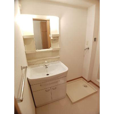 エスパース　彩華Ａ 102【管理NO：1-014423801-01020】 ★家具家電は申し込み後に搬入します★の物件画像