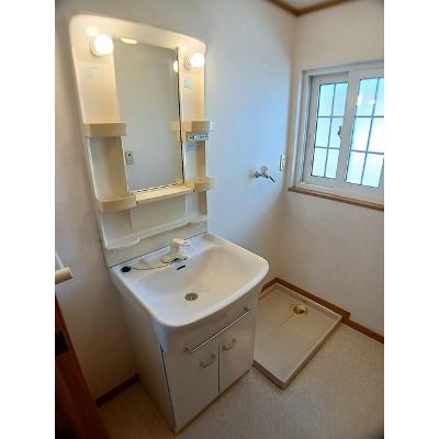 クレストールＡ 201【管理NO：1-012570001-02010】 ★家具家電は申し込み後に搬入します★の物件画像