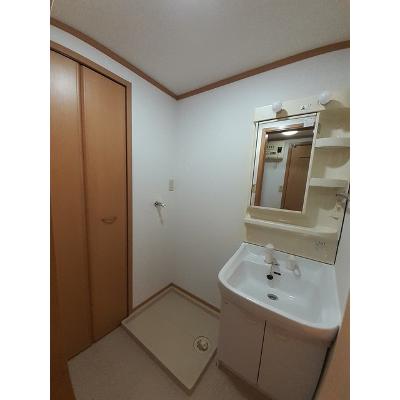 リフティー井上Ａ 101【管理NO：1-012108401-01010】 ★家具家電は申し込み後に搬入しますの物件画像