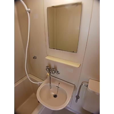 パークサイドこじま 201【管理NO：1-000470101-02020】 ★家具家電は申し込み後に搬入しますの物件画像
