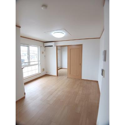 Ｍｉｌｋｙ　Ｗａｙ 203【管理NO：1-012923001-02030】 ★家具家電は申し込み後に搬入しますの物件画像