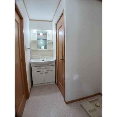 Ｍｉｌｋｙ　Ｗａｙ 203【管理NO：1-012923001-02030】 ★家具家電は申し込み後に搬入しますの物件画像