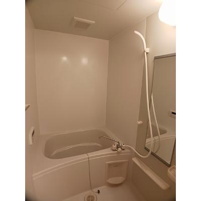 シャン・ド・フルールⅡ 102【管理NO：1-012299302-01020】 ★家具家電は申し込み後に搬入しますの物件画像