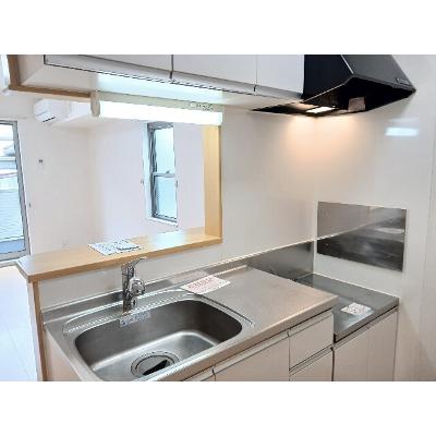 プリムローズ　Ⅱ 105【管理NO：1-017761602-01040】 ★家具家電は申し込み後に搬入しますの物件画像