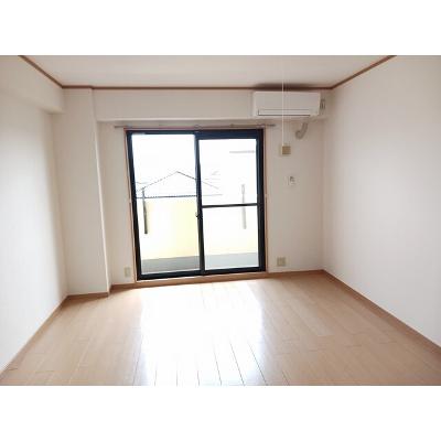 ライラック 302【管理NO：1-013213501-03020】 ★家具家電は申し込み後に搬入します 2026年07月下旬入居可能の物件画像