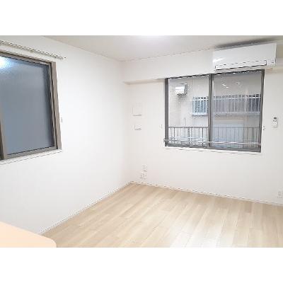 スマイル　２ 101【管理NO：1-026908601-01010】 ★家具家電は申し込み後に搬入しますの物件画像