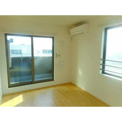 秀（シュウ） 302【管理NO：1-024685701-03020】 ★家具家電は申し込み後に搬入します 2026年07月中旬入居可能の物件画像