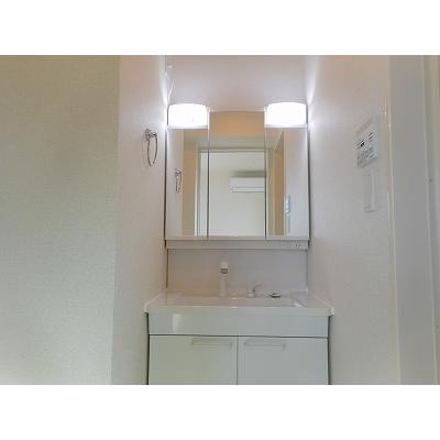 秀（シュウ） 302【管理NO：1-024685701-03020】 ★家具家電は申し込み後に搬入します 2026年07月中旬入居可能の物件画像