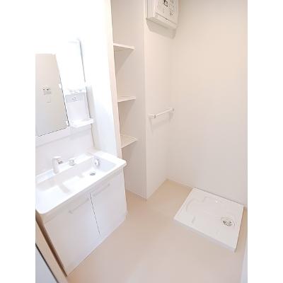 グランディール 102【管理NO：1-023051201-01020】 ★家具家電は申し込み後に搬入しますの物件画像