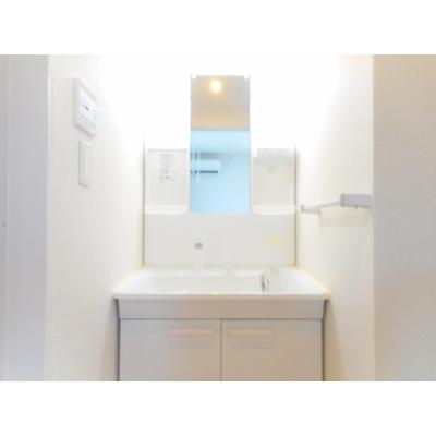 コズミックプレイス 201【管理NO：1-022756201-02010】 ★家具家電は申し込み後に搬入しますの物件画像
