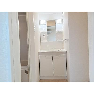 フレスクーラ　Ａ 301【管理NO：1-022370801-03010】 ★家具家電は申し込み後に搬入しますの物件画像