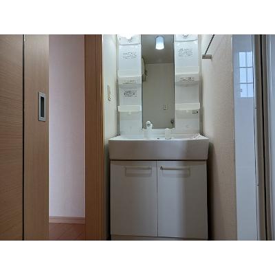 ブローテ 102【管理NO：1-016521601-01020】 ★家具家電は申し込み後に搬入しますの物件画像