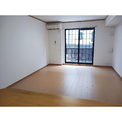 アーバンヴィラ　Ａ 102【管理NO：1-014954201-01020】 ★家具家電は申し込み後に搬入しますの物件画像