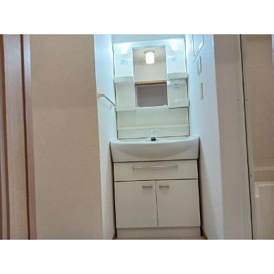 クレメント花塚 201【管理NO：1-013382801-02010】 ★家具家電は申し込み後に搬入しますの物件画像
