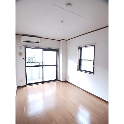 メゾン花池 105【管理NO：1-009482401-01040】 ★家具家電は申し込み後に搬入しますの物件画像