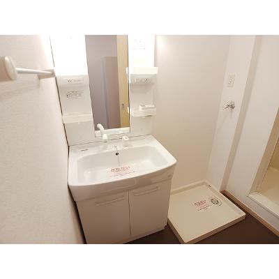 グランデールⅡ 103【管理NO：1-014585302-01030】 ★家具家電は申し込み後に搬入します★の物件画像