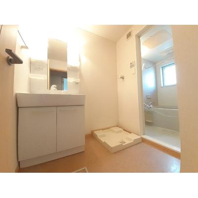 バロン・栗島 205【管理NO：1-016263601-02040】 ★家具家電は申し込み後に搬入しますの物件画像