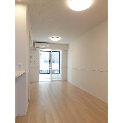 グランミューズ 102【管理NO：1-027335901-01020】の物件画像