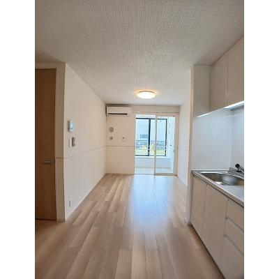 サリーレⅢ 103【管理NO：1-028224701-01030】 ★家具家電は申し込み後に搬入します★の物件画像